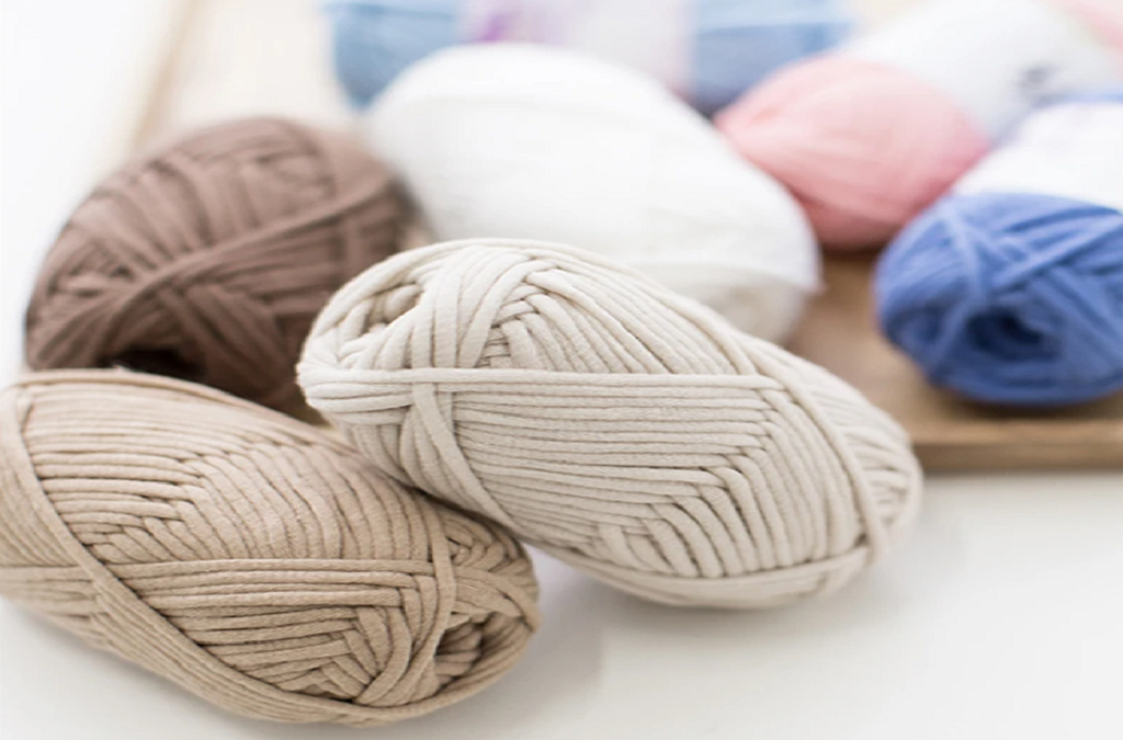 Lã para tricô: conheça 9 tipos e como escolher
